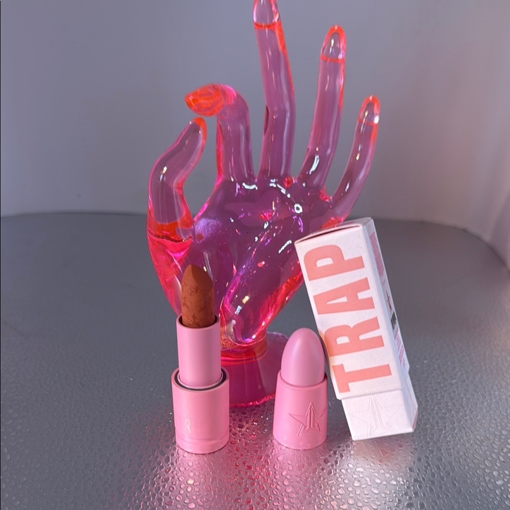 Jeffree Star Lipstick - Libra Lynn​